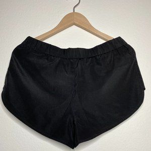 TAVIK | WOMEN'S SHORTS | LARGE